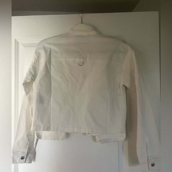 Maniere de Voir Cropped White Cargo Jacket - Picture 2 of 5
